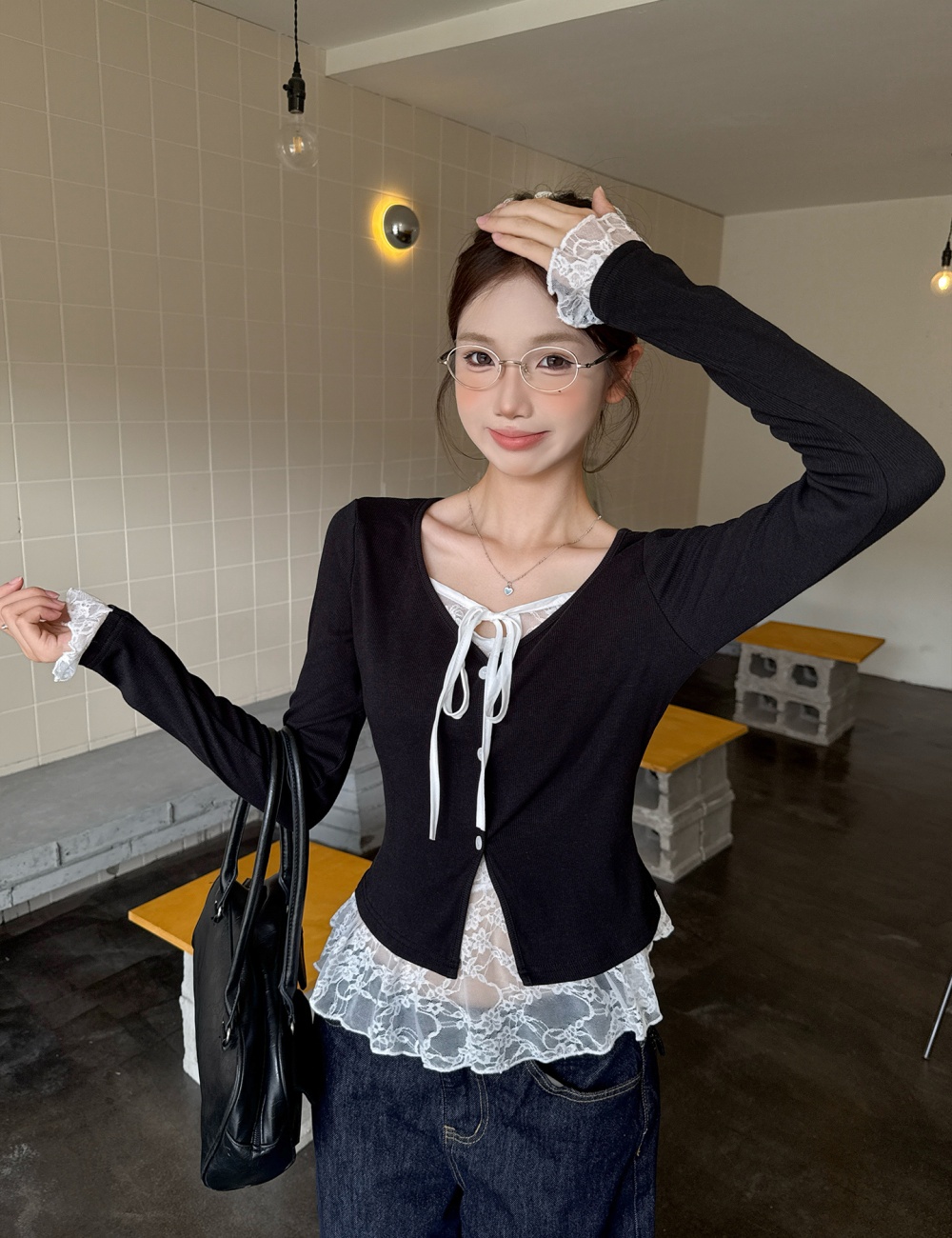 Lace T-shirt long sleeve bottoming shirt for women