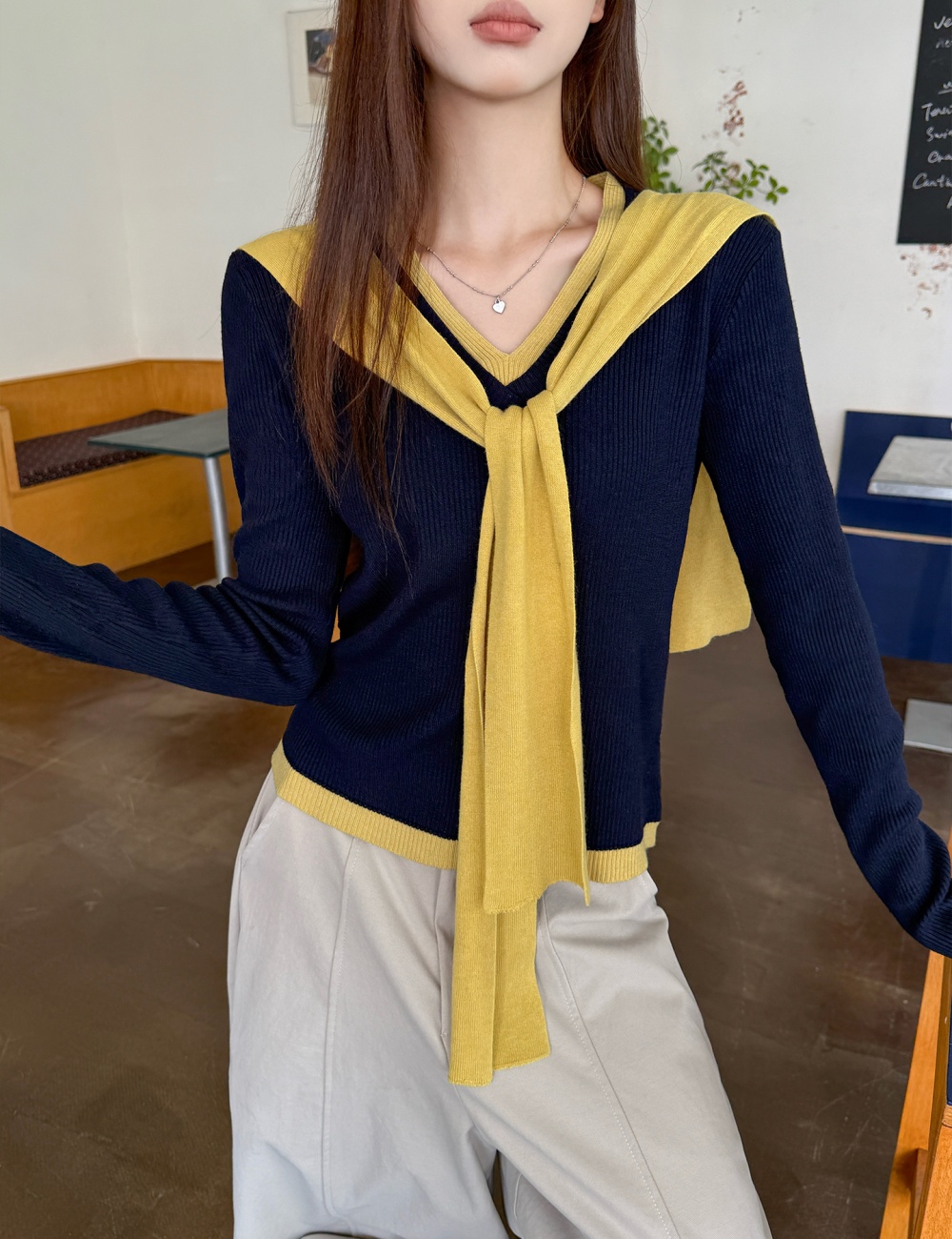 Pseudo-two autumn sweater gray shawl 2pcs set for women