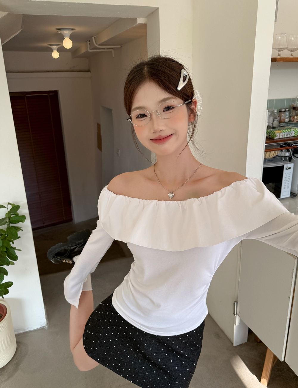 Flat shoulder fold T-shirt pinched waist autumn tops