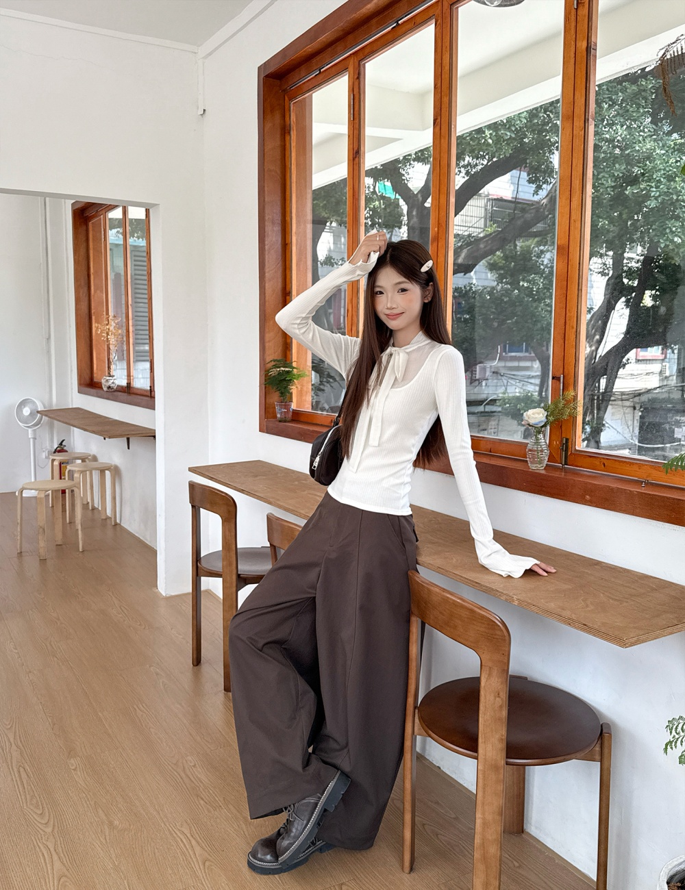 Apricot bottoming shirt autumn T-shirt for women