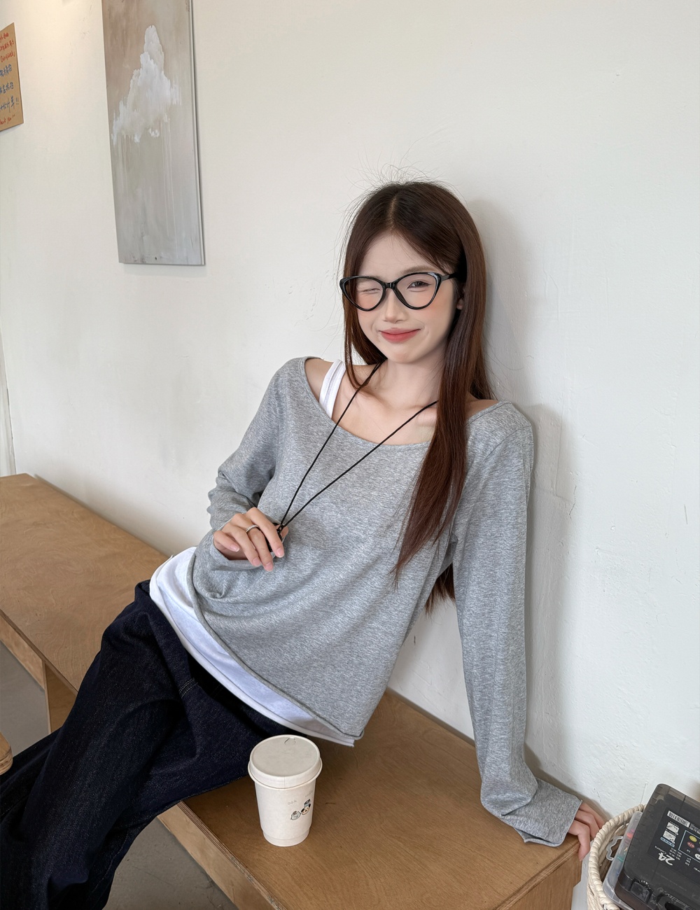 Pseudo-two thin large collar T-shirt for women
