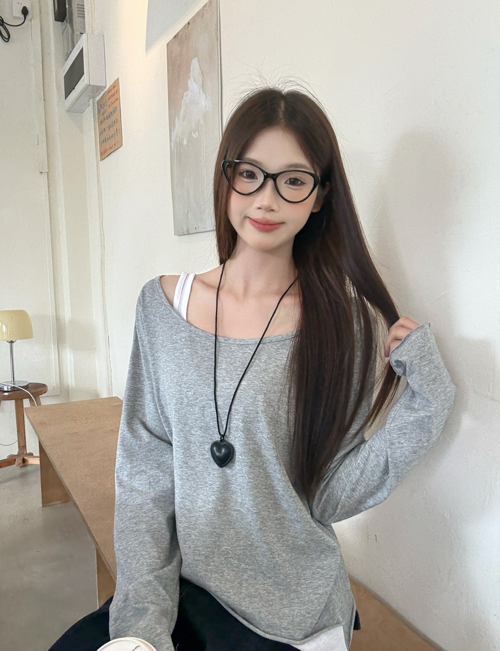 Pseudo-two thin large collar T-shirt for women