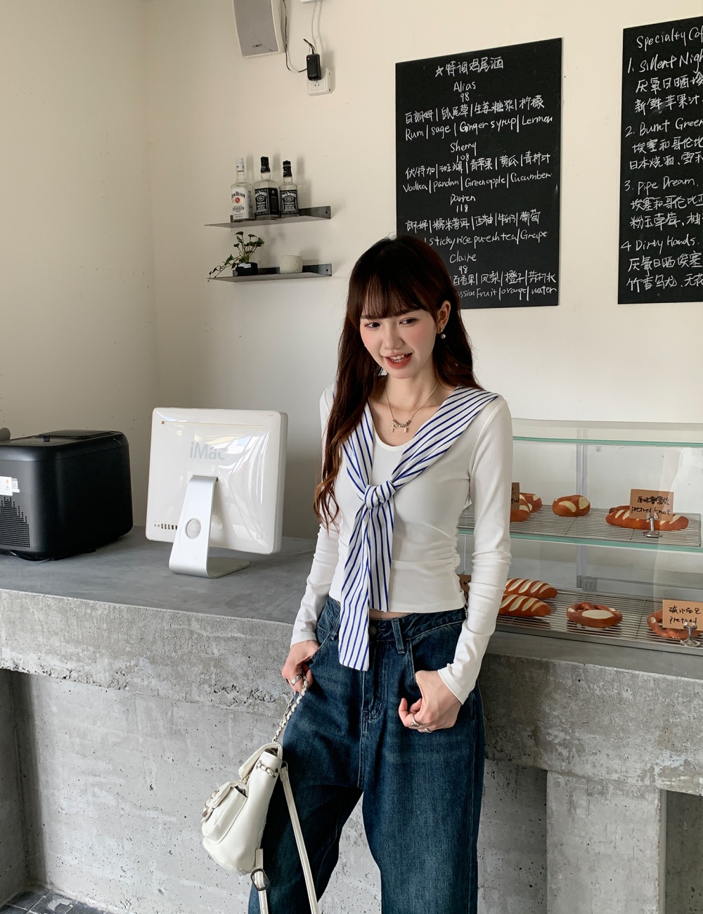 Korean style slim shawl inside the ride T-shirt for women