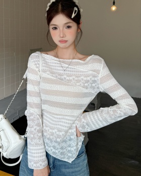 Lace T-shirt sloping shoulder bottoming shirt