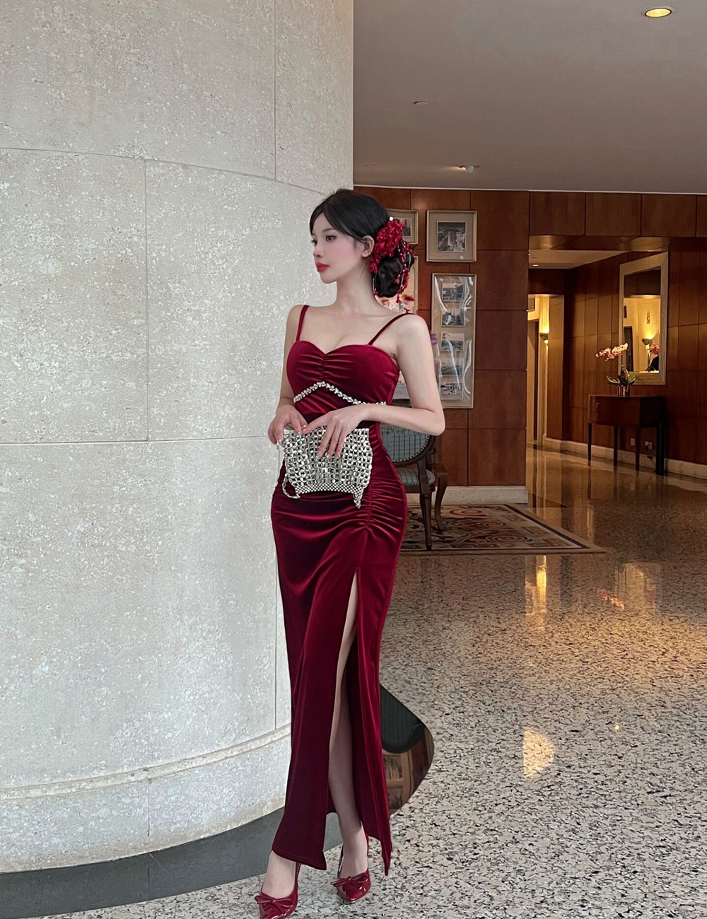 Pinched waist ladies formal dress sling V-neck long dress