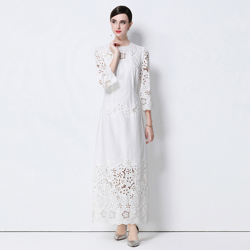 Pinched waist slim embroidered retro hollow dress