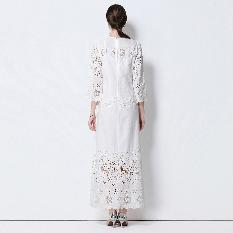 Pinched waist slim embroidered retro hollow dress