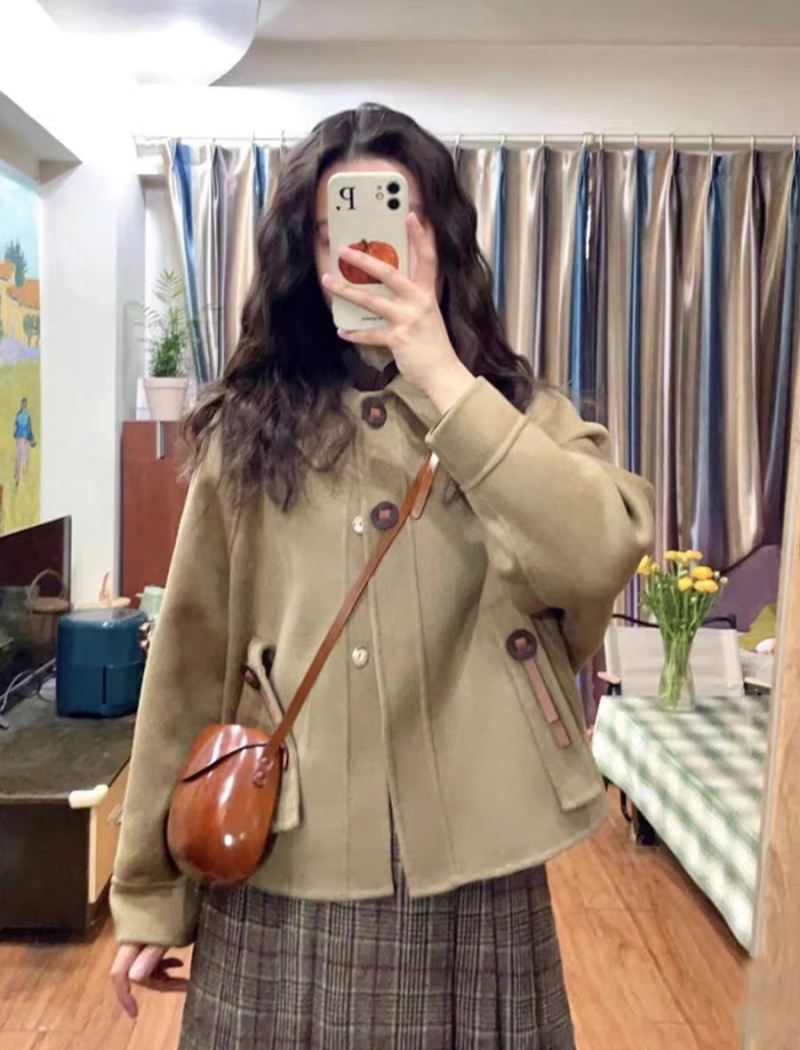 Lapel show young coat retro short woolen coat for women