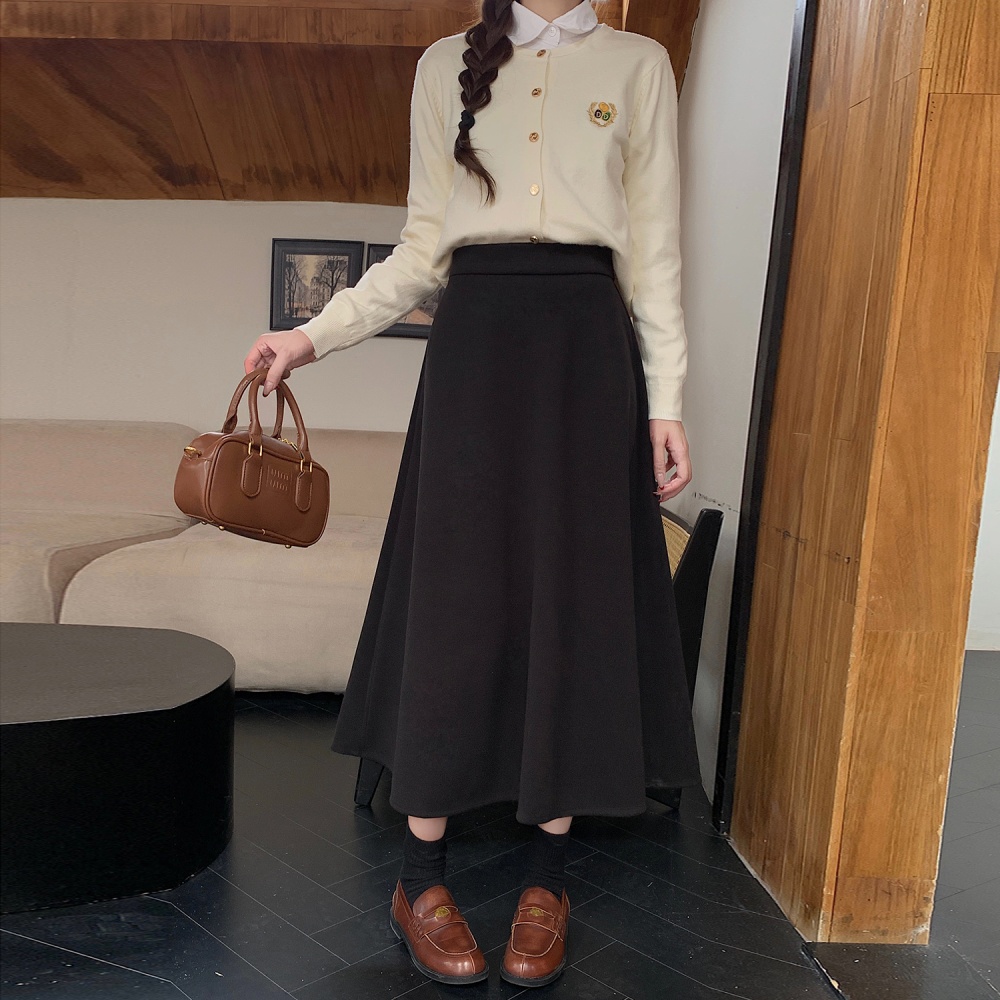 Slim pleated woolen A-line skirt for women