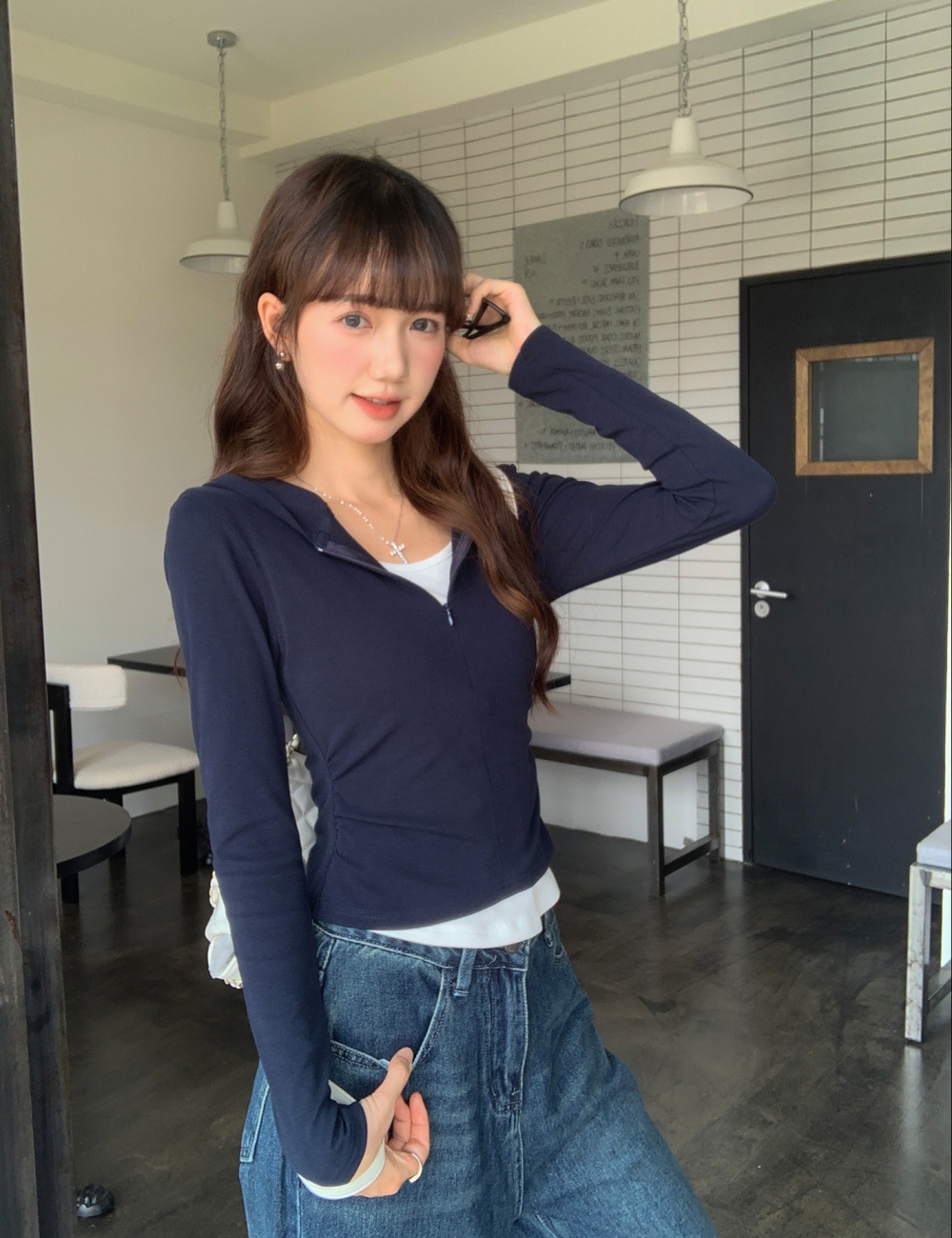 Pinched waist hat long sleeve bottoming shirt for women