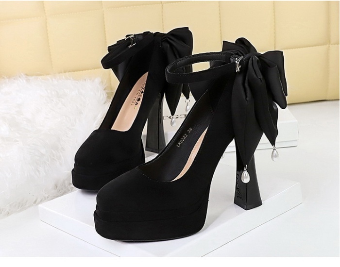 Pearl low platform broadcloth bow shoes for women