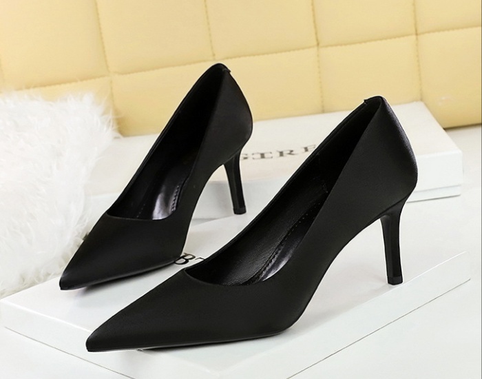 Satin fine-root shoes pointed simple footware for women