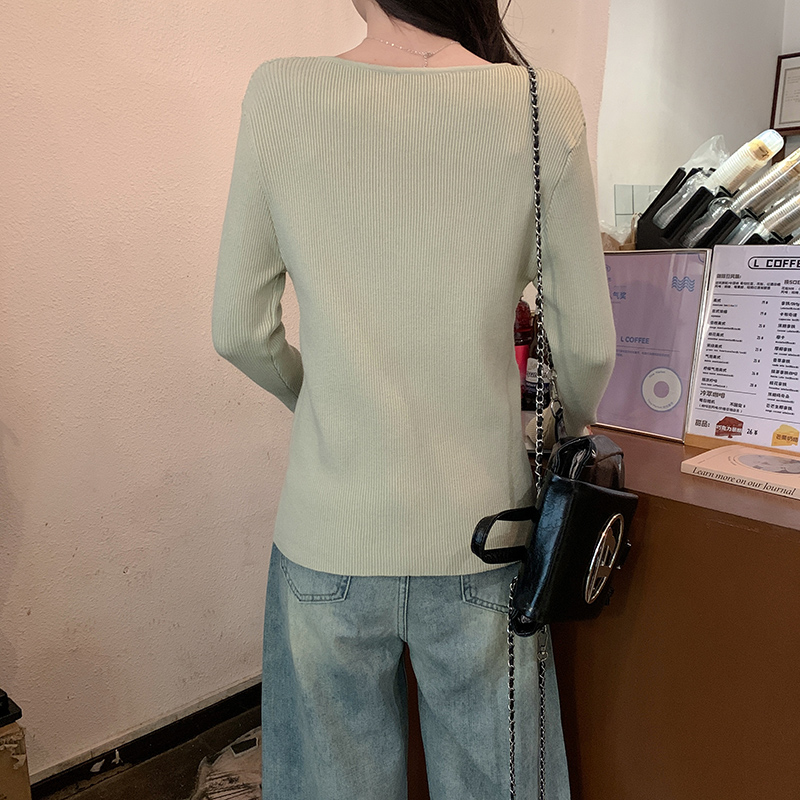 Short V-neck thermal buckle autumn and winter long sleeve sweater