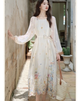 Beautiful loose long dress Casual sunscreen dress for women