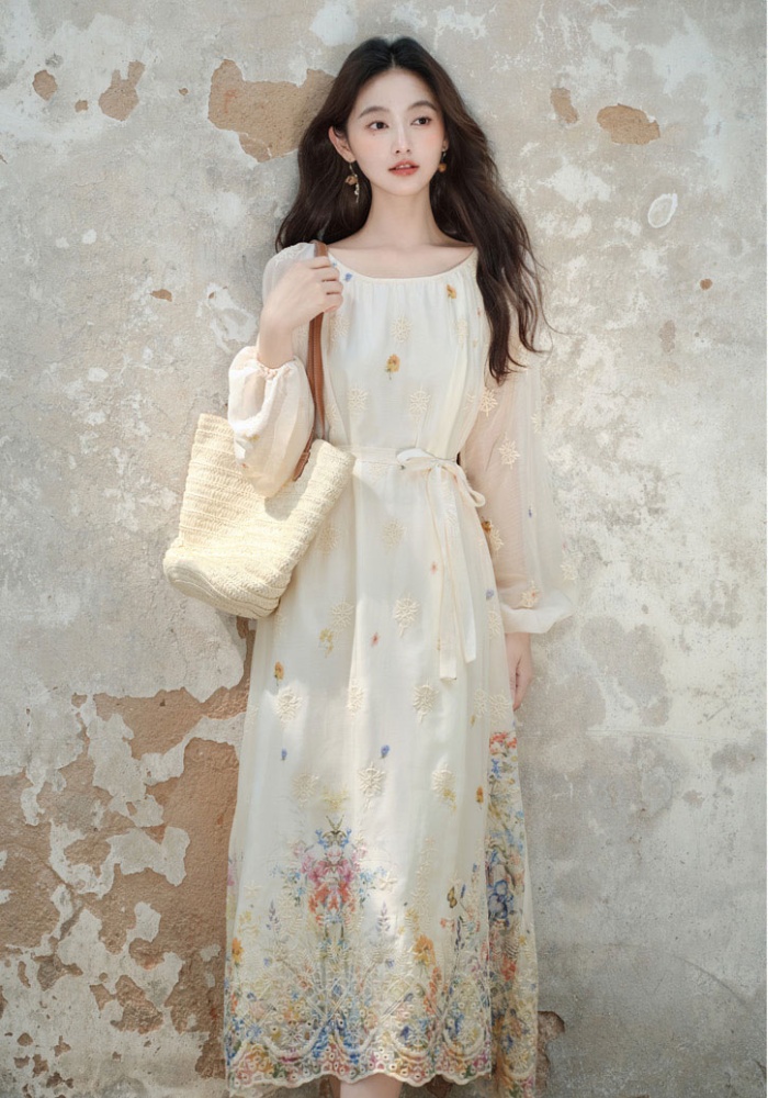 Beautiful loose long dress Casual sunscreen dress for women
