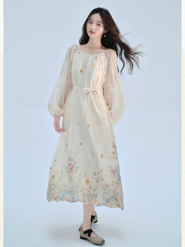 Beautiful loose long dress Casual sunscreen dress for women