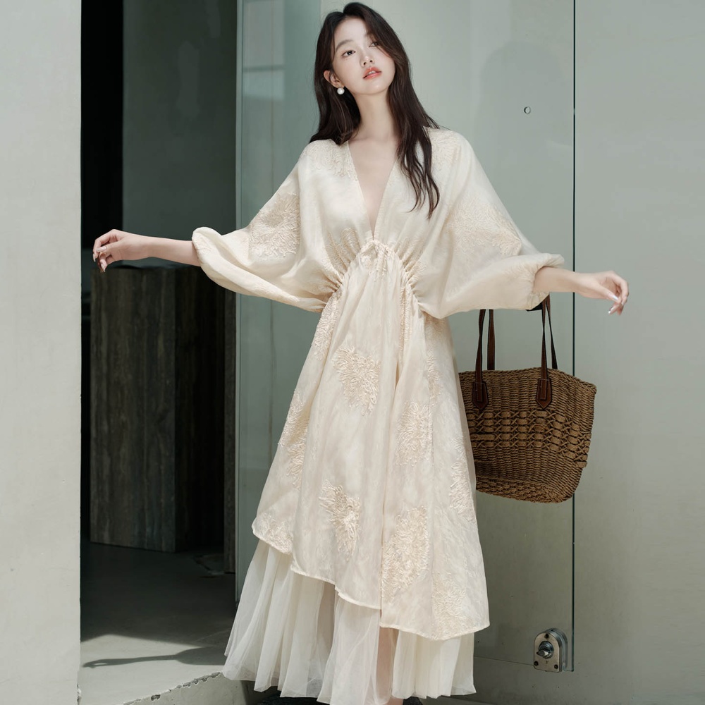 Frenum France style pinched waist dress