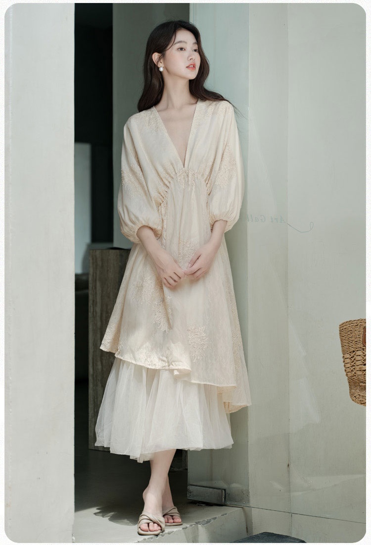 Frenum France style pinched waist dress