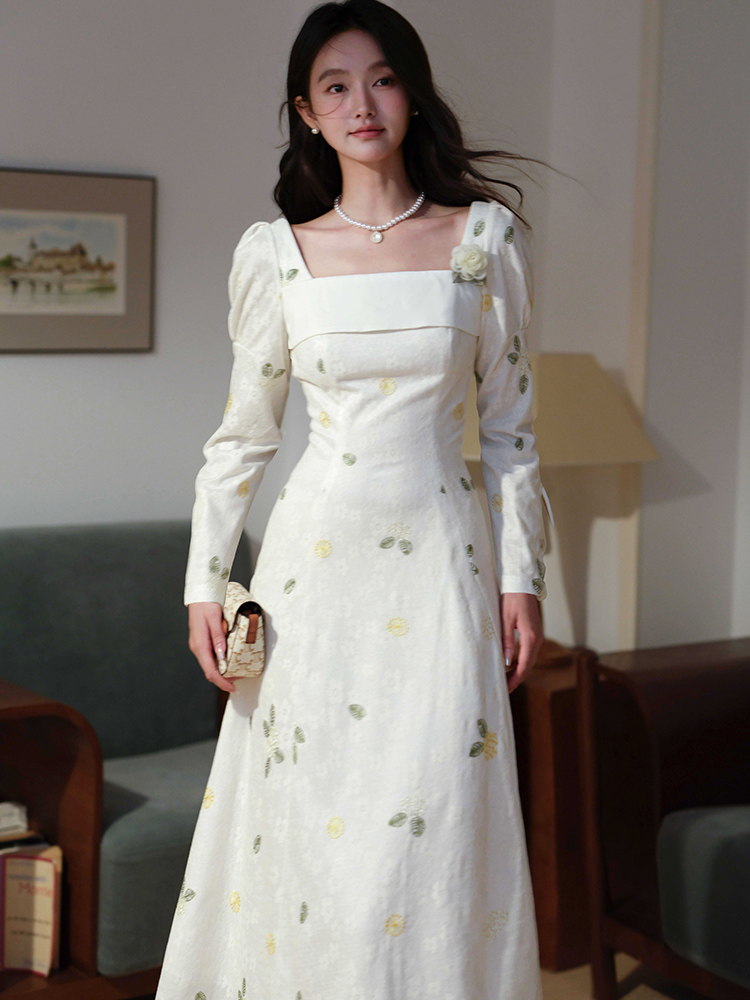 Autumn light formal dress elegant France style dress