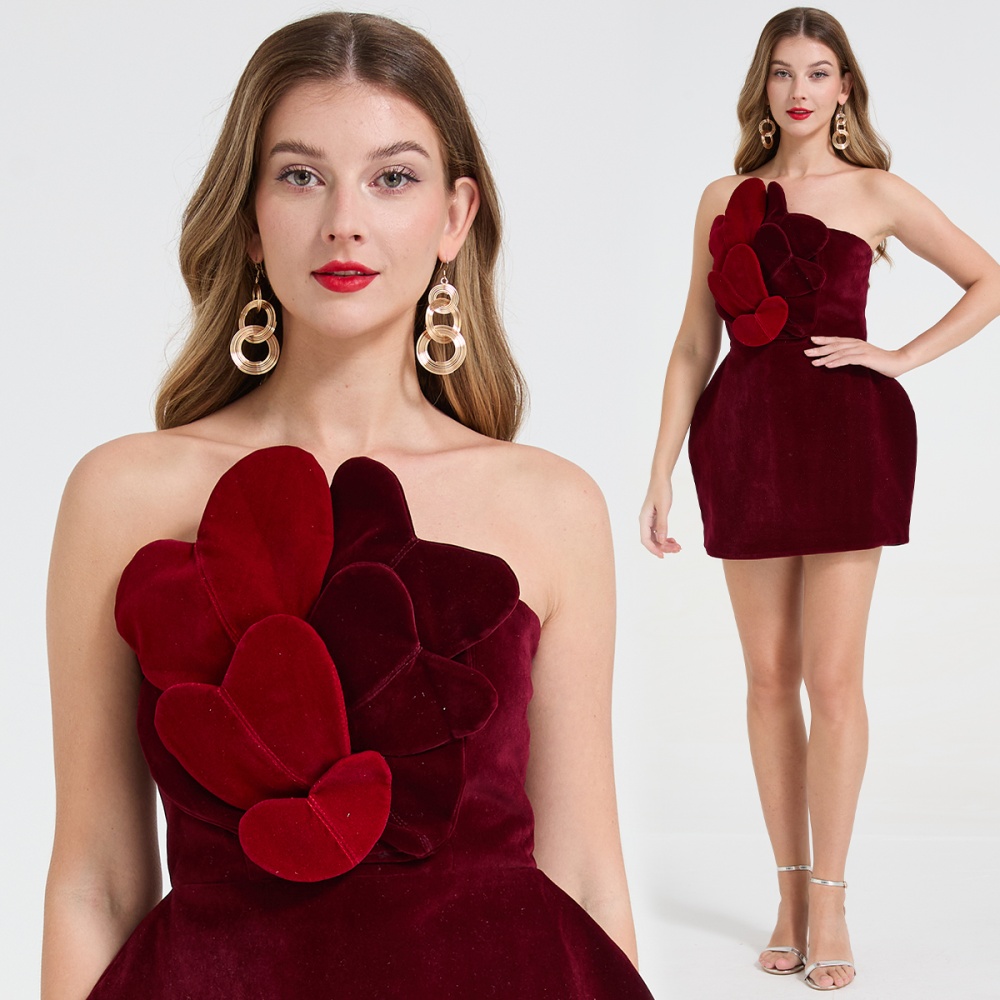 Light luxury party dress wrapped chest formal dress