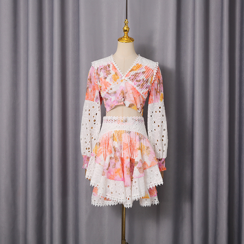 Autumn lace splice shirt Bohemian style flowers skirt a set