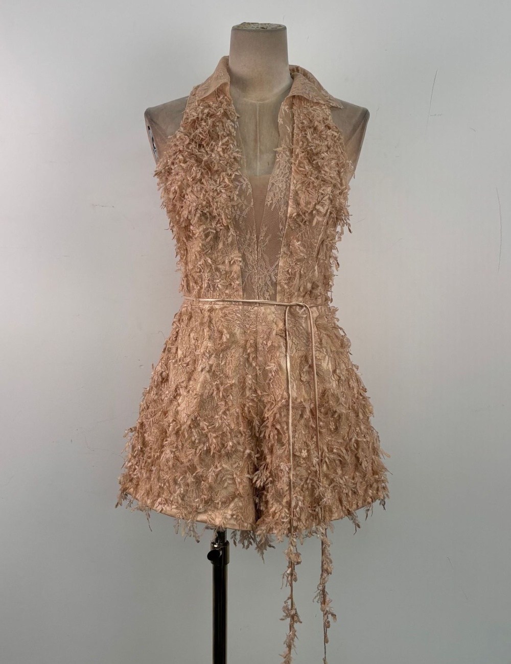 V-neck niche lace shorts slim temperament sleeveless jumpsuit
