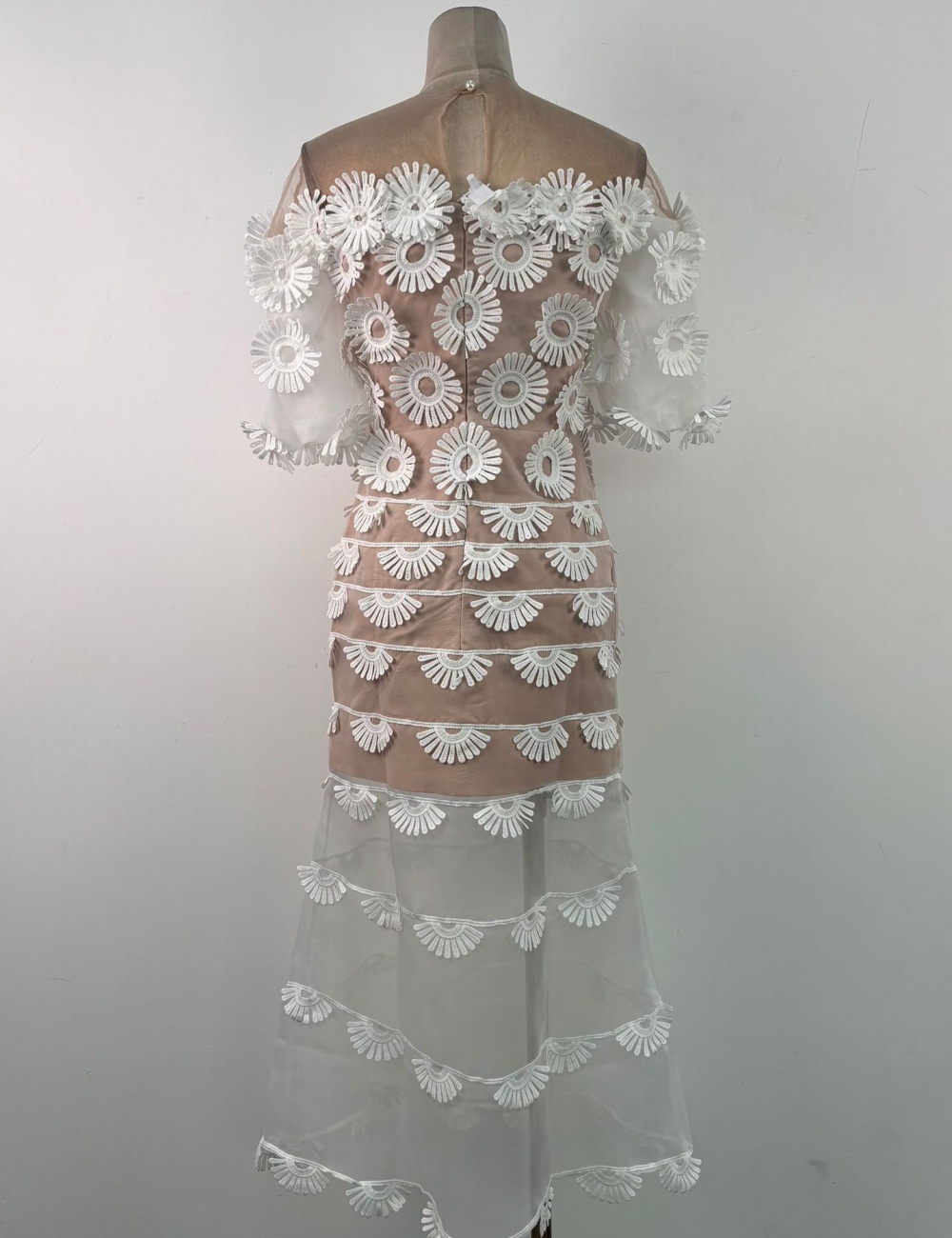 Elegant stereoscopic long dress pinched waist niche dress
