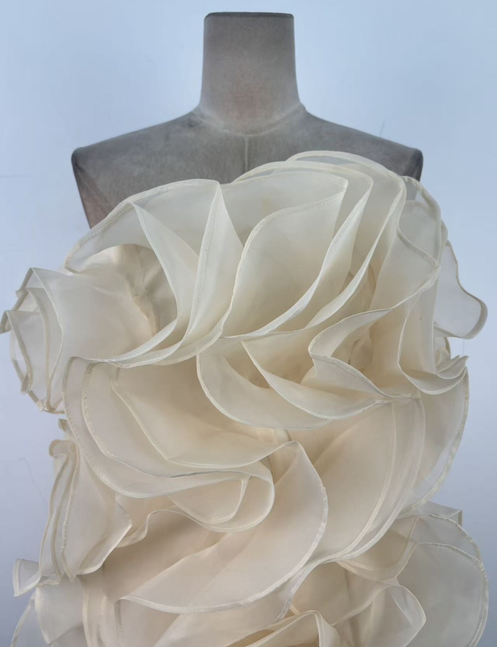 Wrapped chest T-back thick and disorderly dress