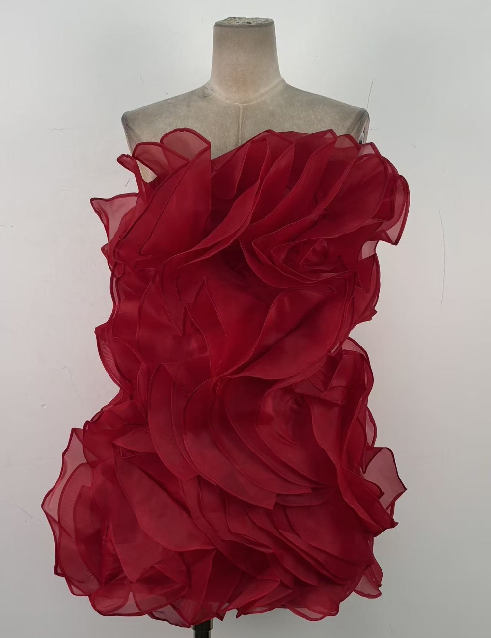 Wrapped chest T-back thick and disorderly dress