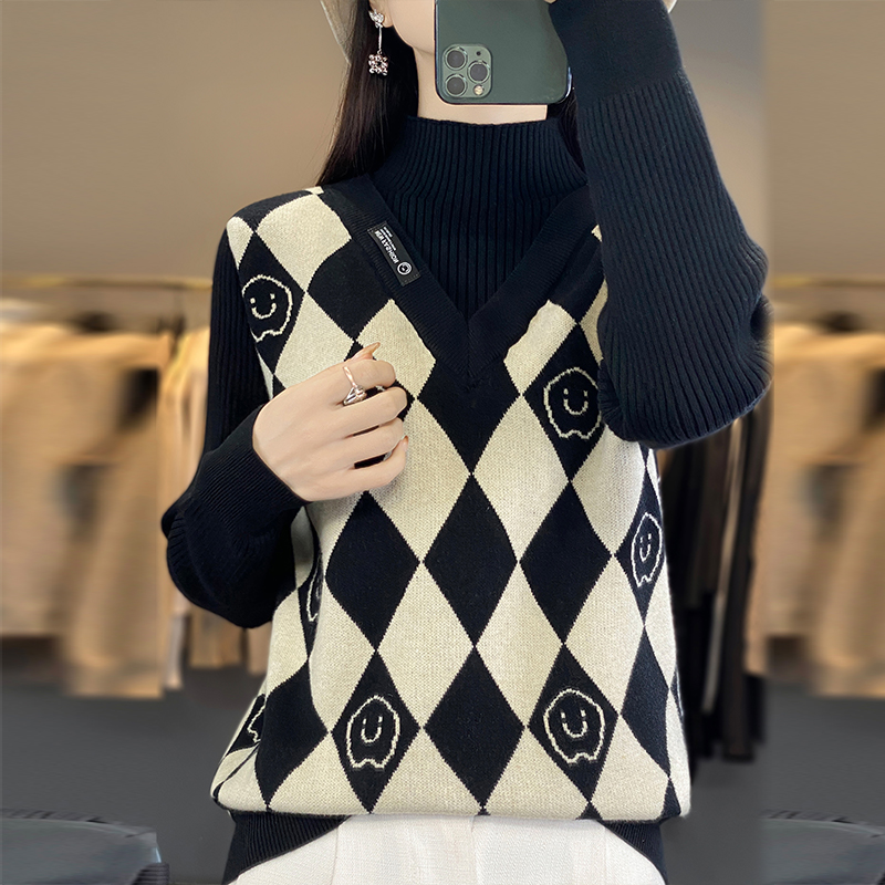 Quilted pattern Pseudo-two thick sweater for women