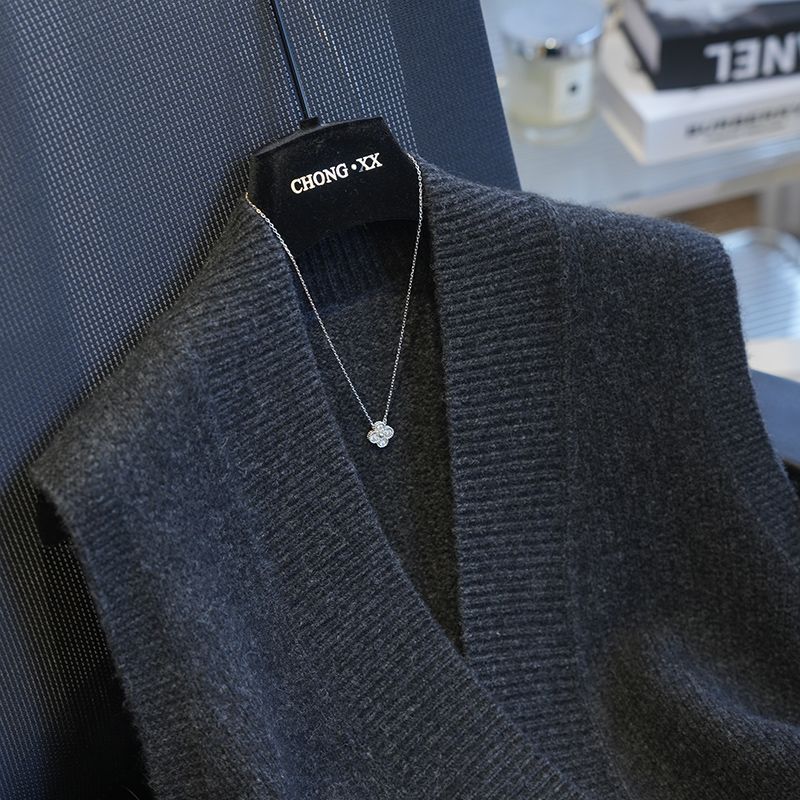 Autumn and winter waistcoat bottoming sweater for women