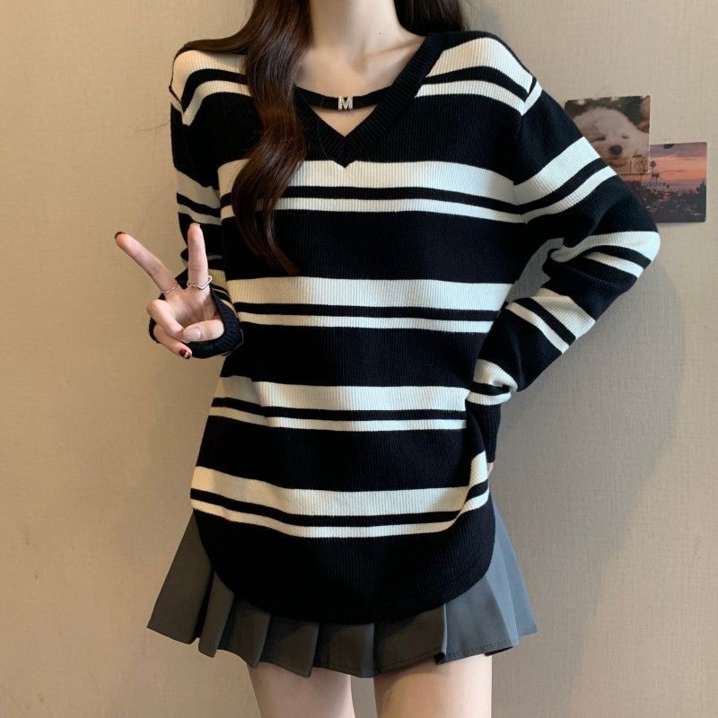 Bottoming V-neck tops long sleeve halter sweater