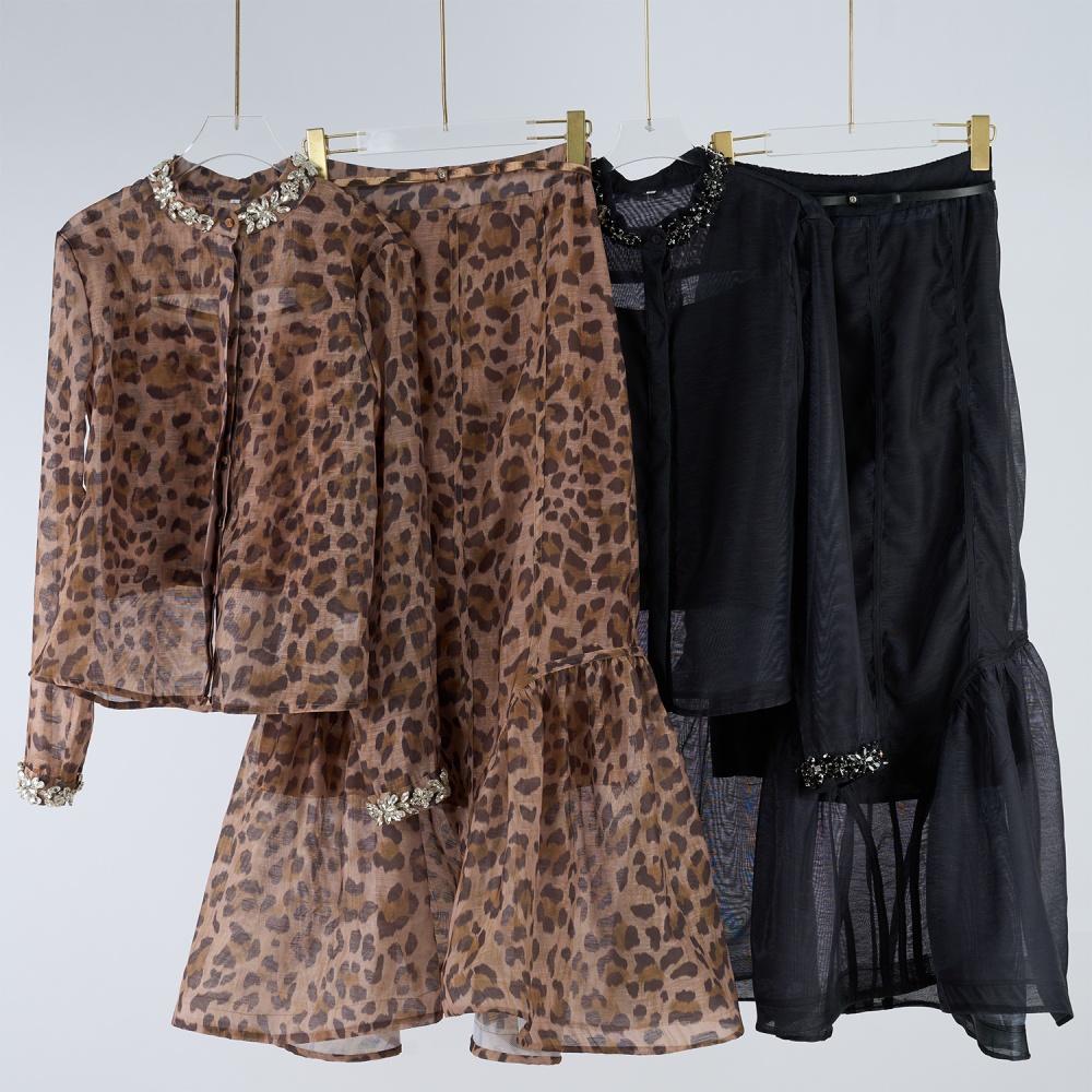 Cstand collar skirt autumn and winter shirt a set