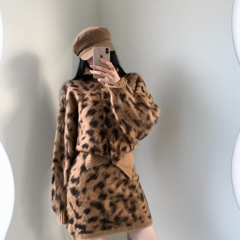 Korean style leopard sweater long sleeve fashion coat 2pcs set