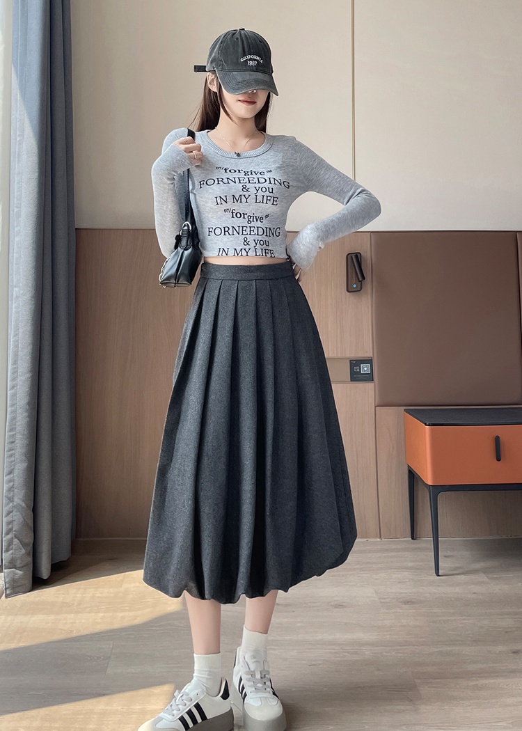 Thick and disorderly long bud skirt temperament skirt