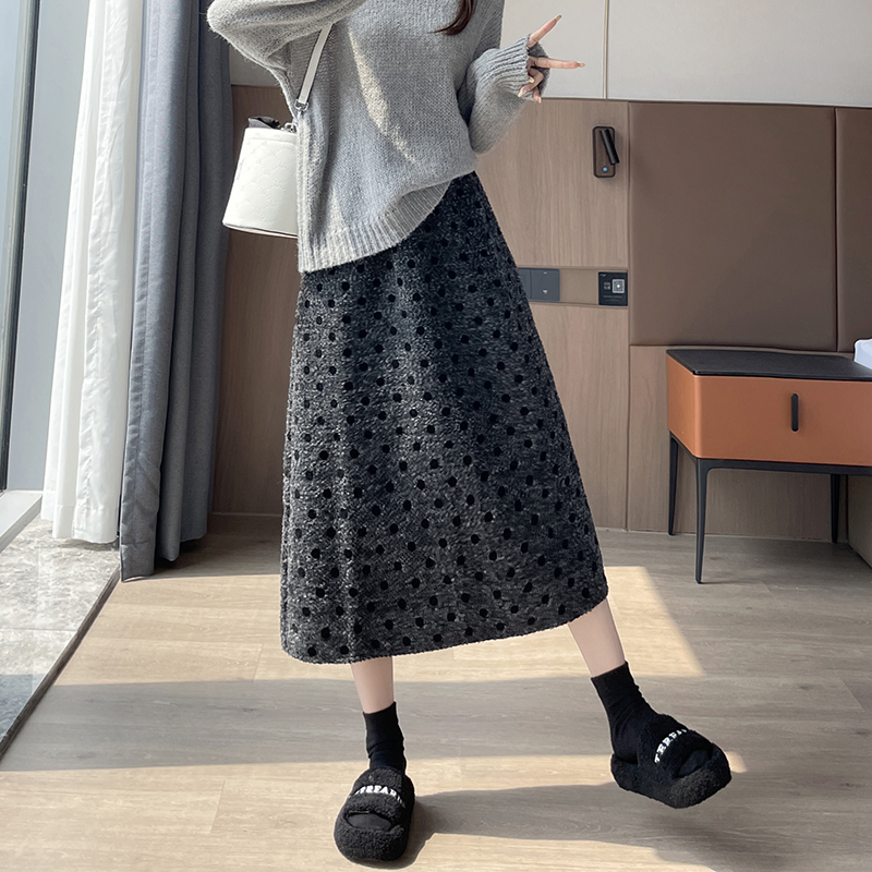 Modern long skirt autumn and winter skirt for women