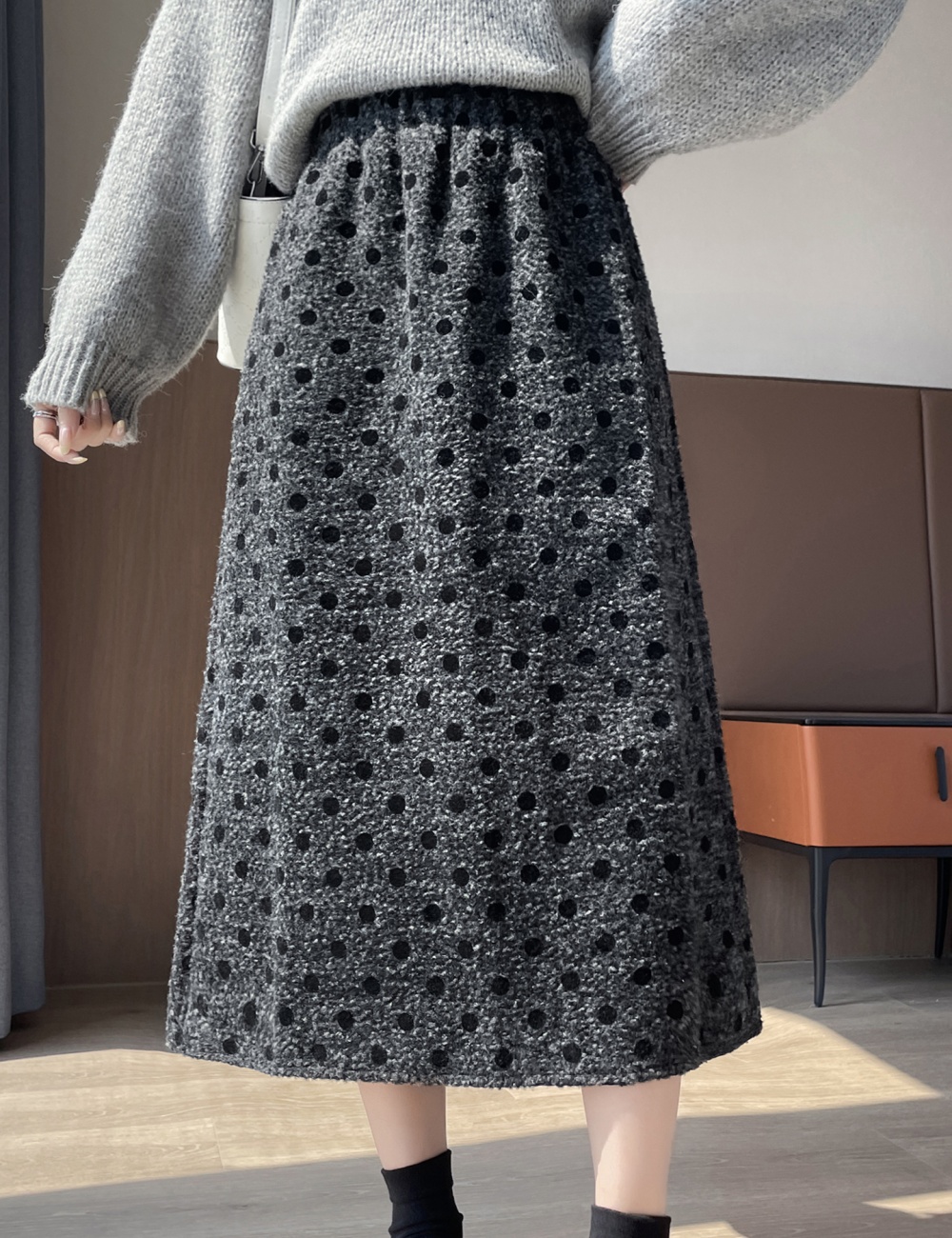 Modern long skirt autumn and winter skirt for women
