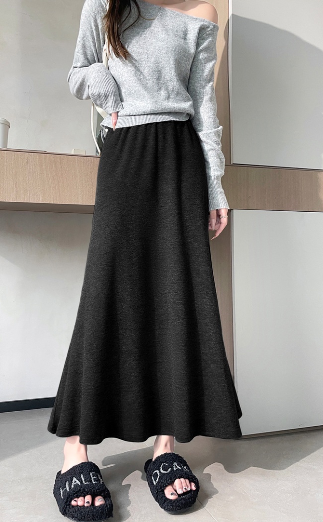 Autumn and winter black high waist A-line slim skirt