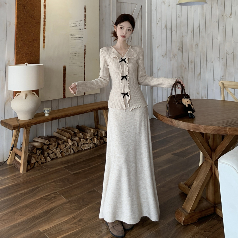 Wood ear long sleeve sweater autumn skirt a set
