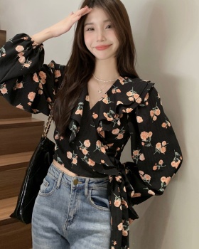 Short frenum floral shirt V-neck a slice tops for women