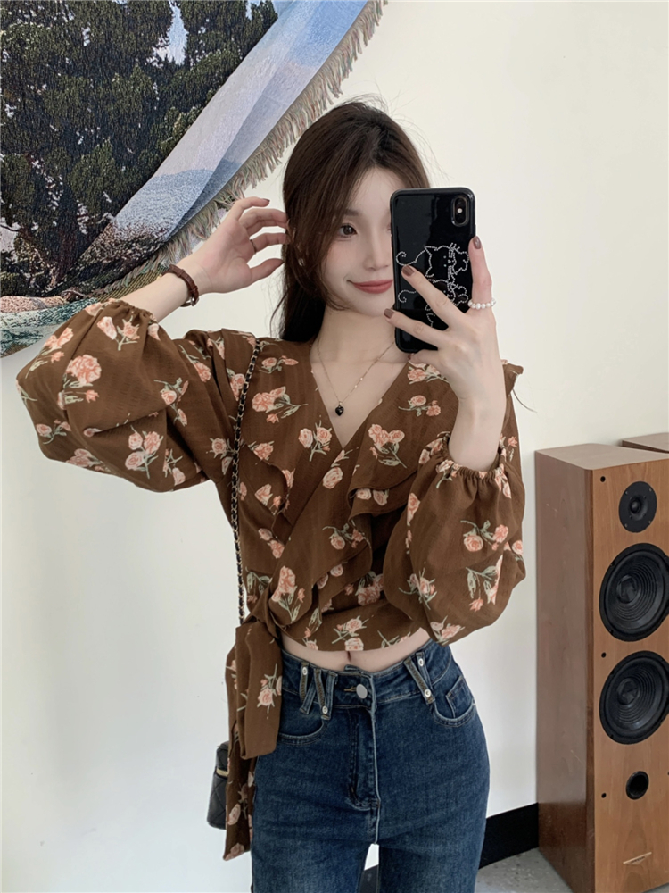 Short frenum floral shirt V-neck a slice tops for women