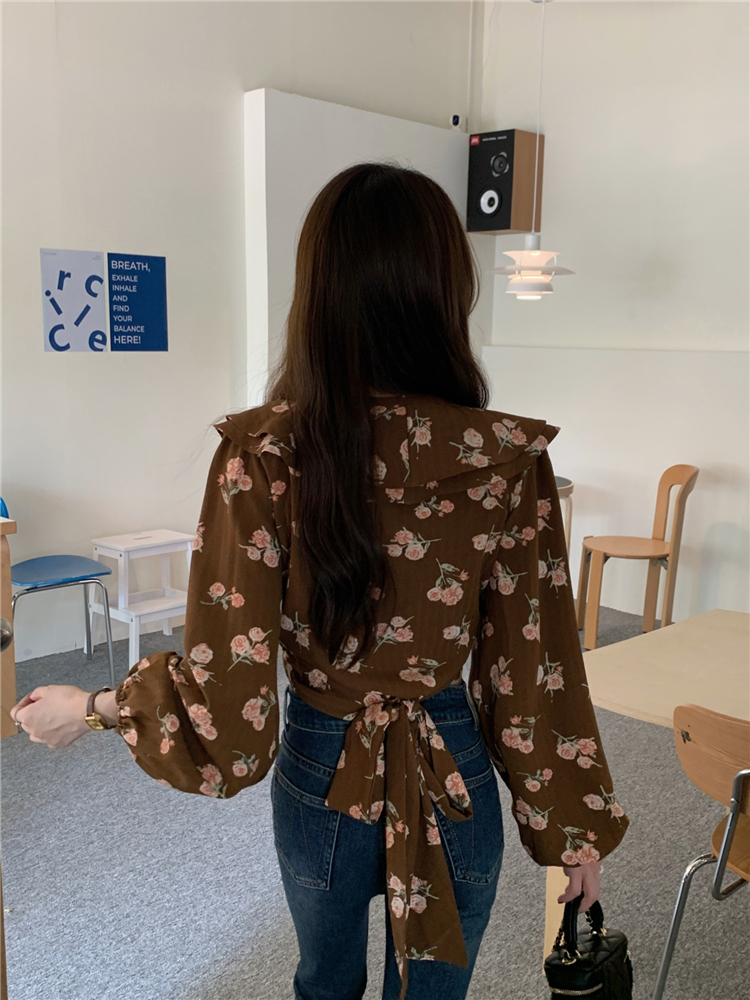 Short frenum floral shirt V-neck a slice tops for women