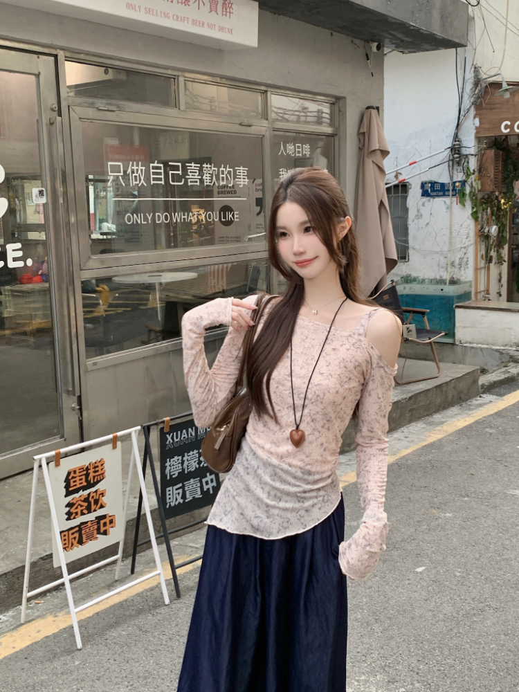 Retro blooming small shirt wood ear tops for women