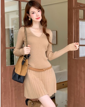 V-neck elegant bottoming shirt knitted dress for women