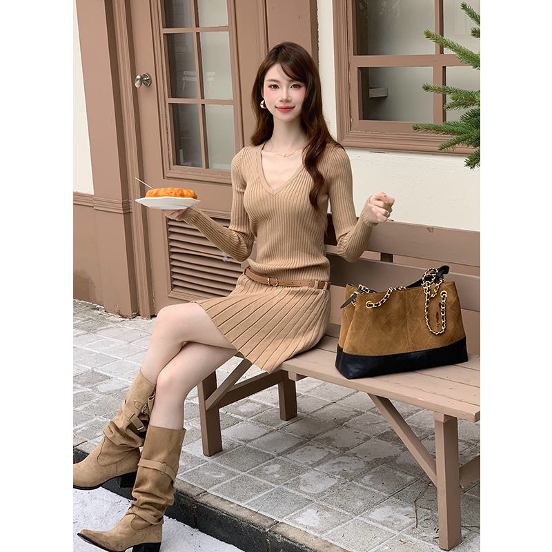 V-neck elegant bottoming shirt knitted dress for women