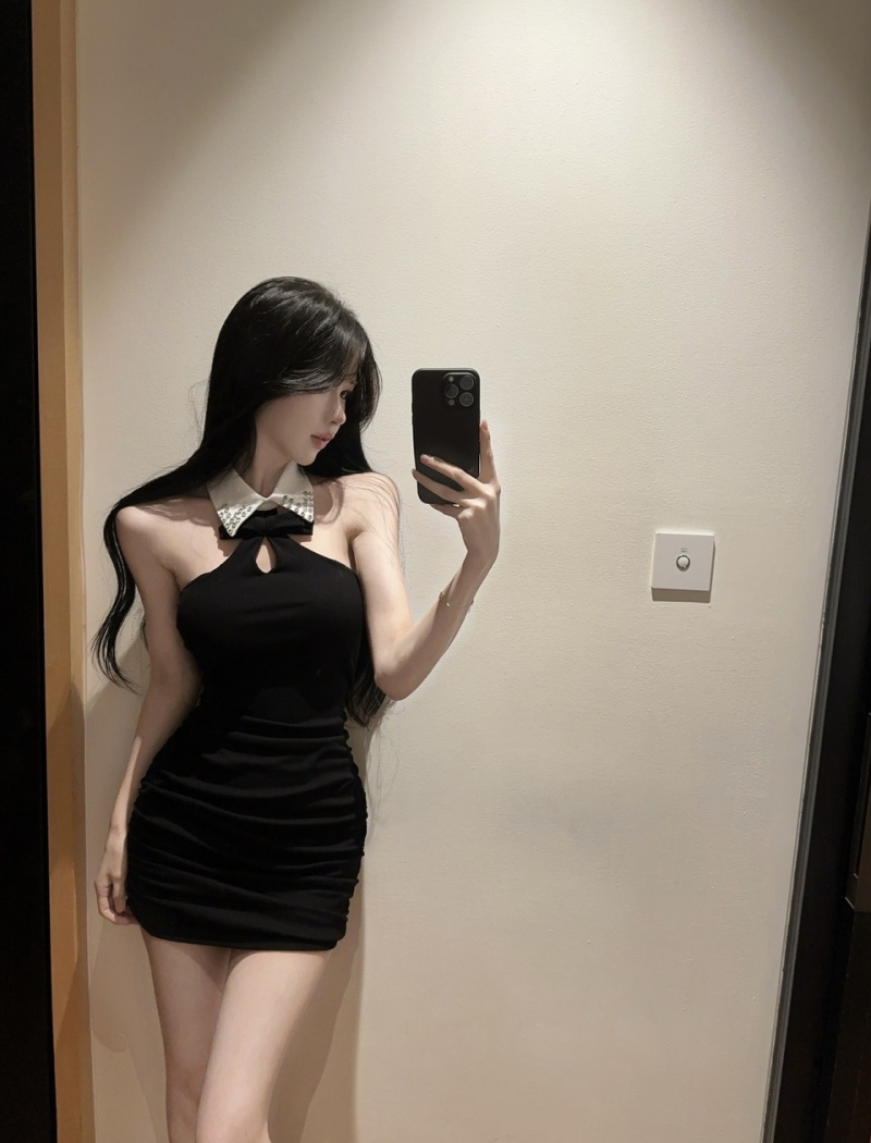 Short package hip tight bottoming low-cut strapless dress