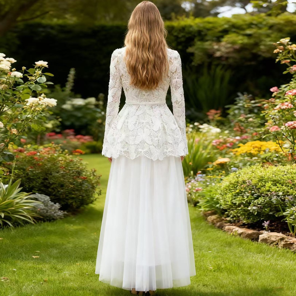 Inside the ride lace shirt V-neck skirt 3pcs set for women