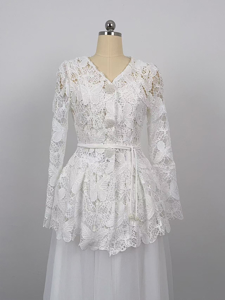 Inside the ride lace shirt V-neck skirt 3pcs set for women