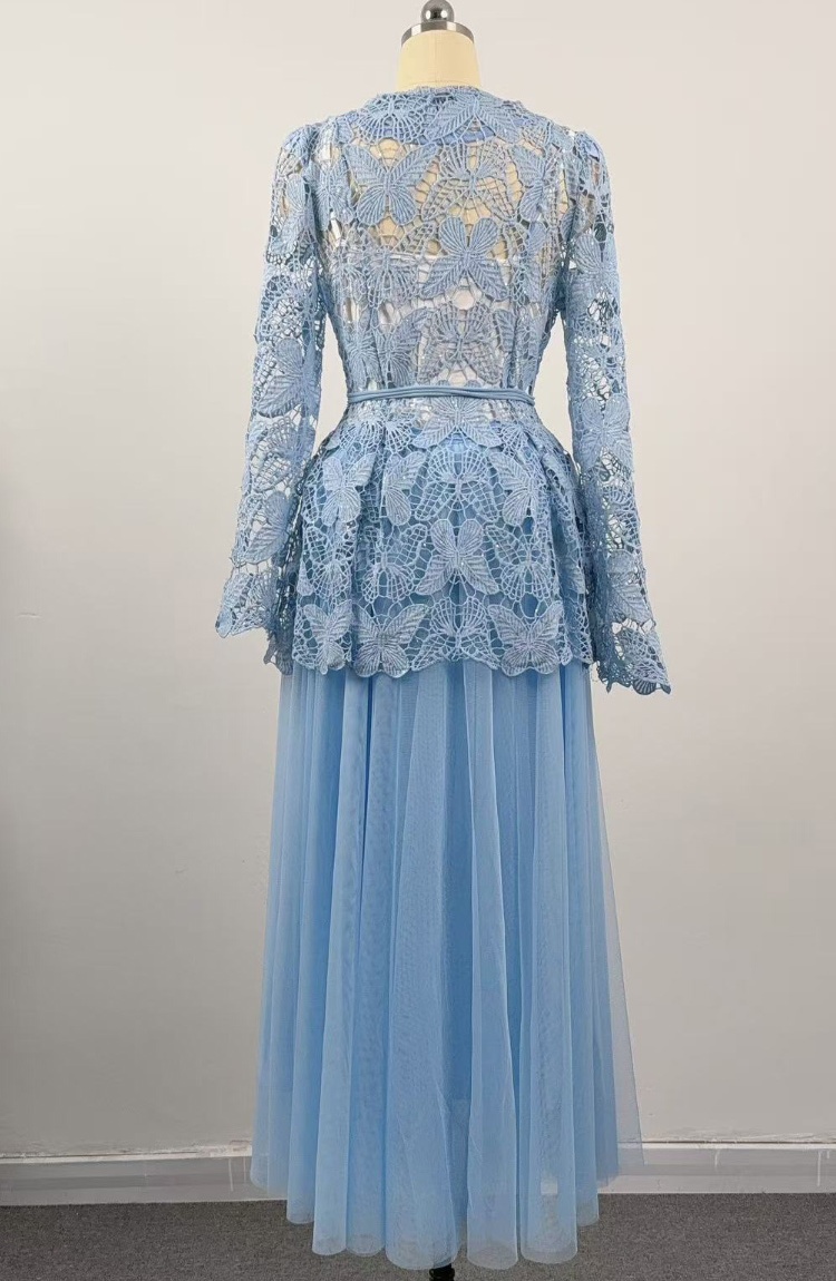 Inside the ride skirt V-neck shirt 3pcs set for women