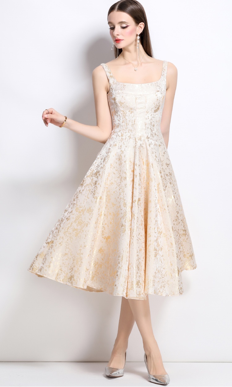 Elegant sling slim pinched waist jacquard dress for women